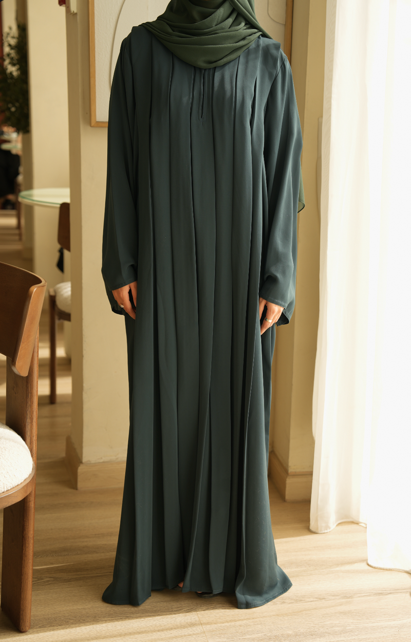 Flow Pleat Abaya
